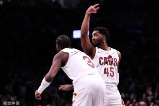 使他成为主 使他成为主