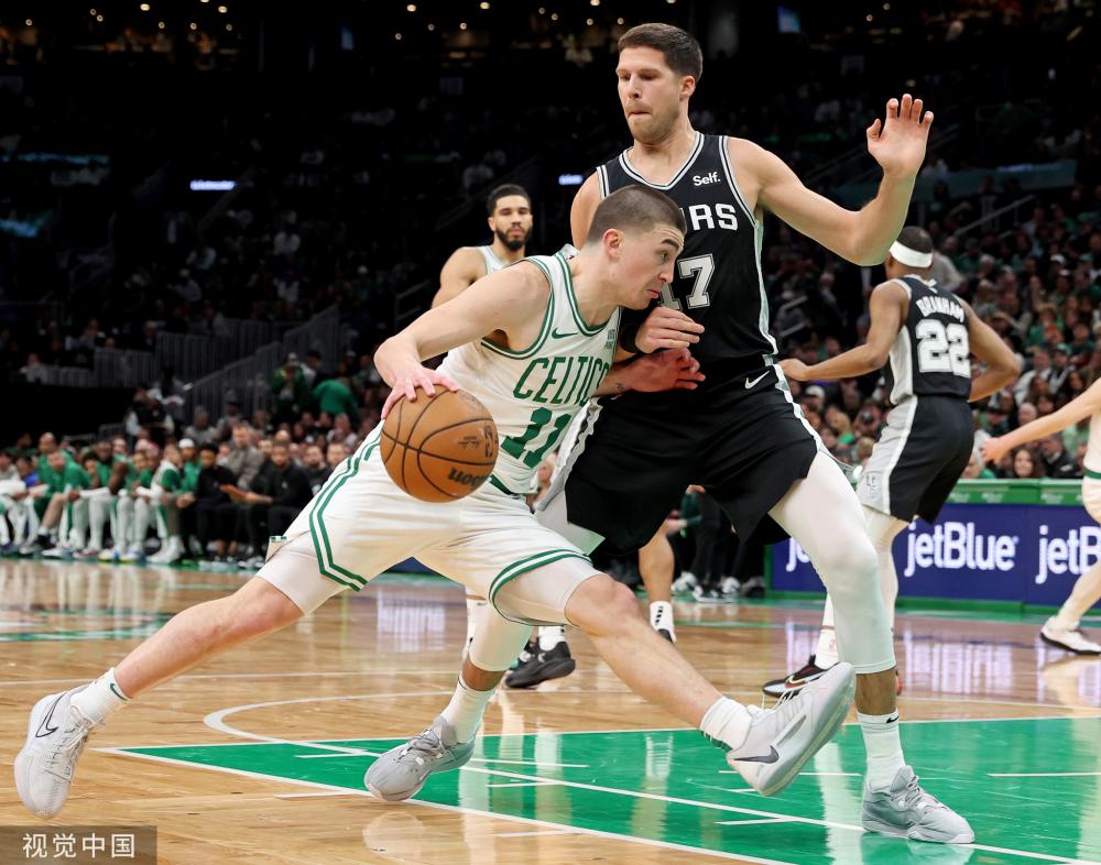 然成为一个 然成为一个